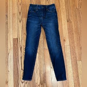 Dark wash American Eagle skinny jeans 00 short